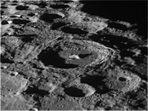 Кратер Морет (Moretus)